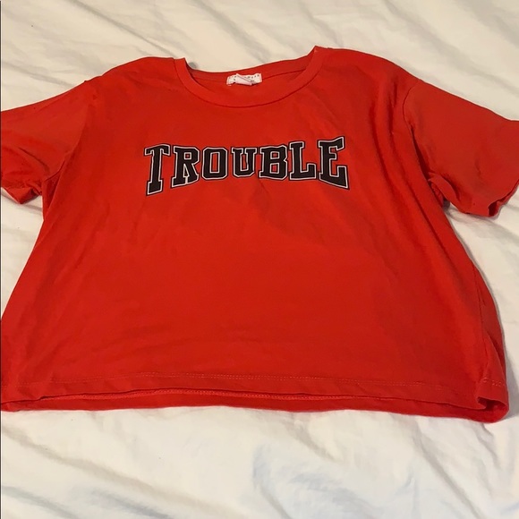 ✨2/15✨ T Shirt Crop Top - Picture 2 of 2